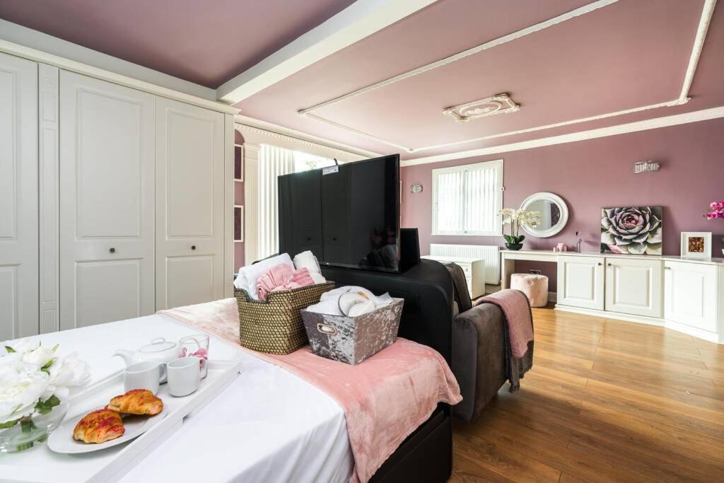 Jones Real Escapes Retreat * Londres